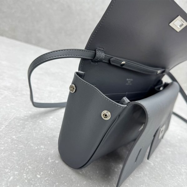 Balenciaga Women’s Bel Air Clutch On Strap Small(HIGH-END GRADE)