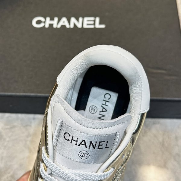 CHANEL Sneakers