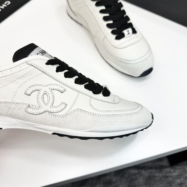CHANEL Sneakers