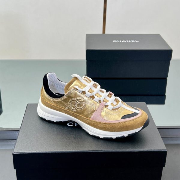 CHANEL Sneakers
