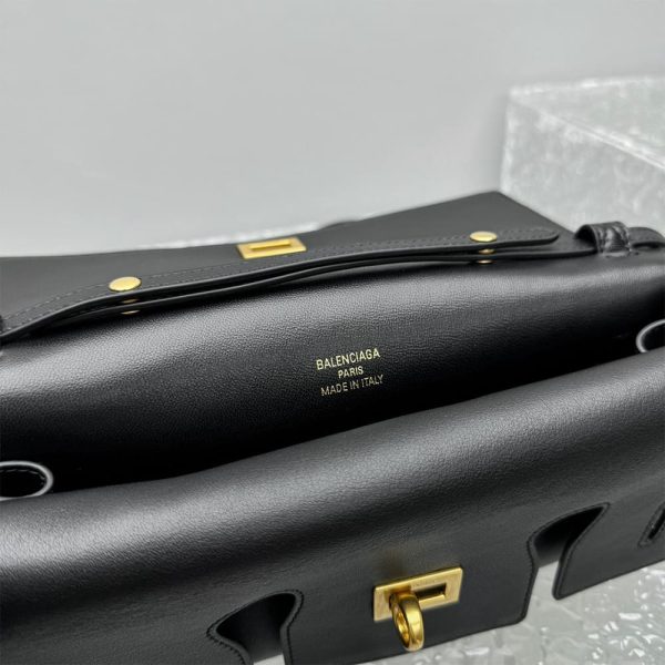 Balenciaga Women’s Bel Air Clutch On Strap Small(HIGH-END GRADE)