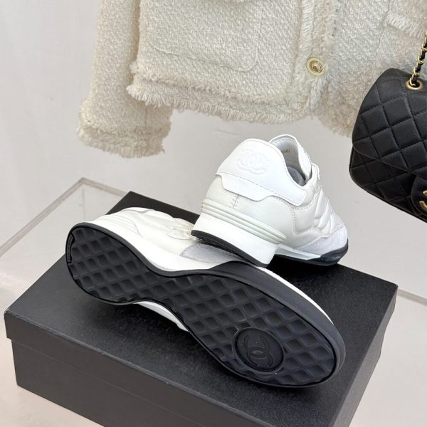 CHANEL Sneakers