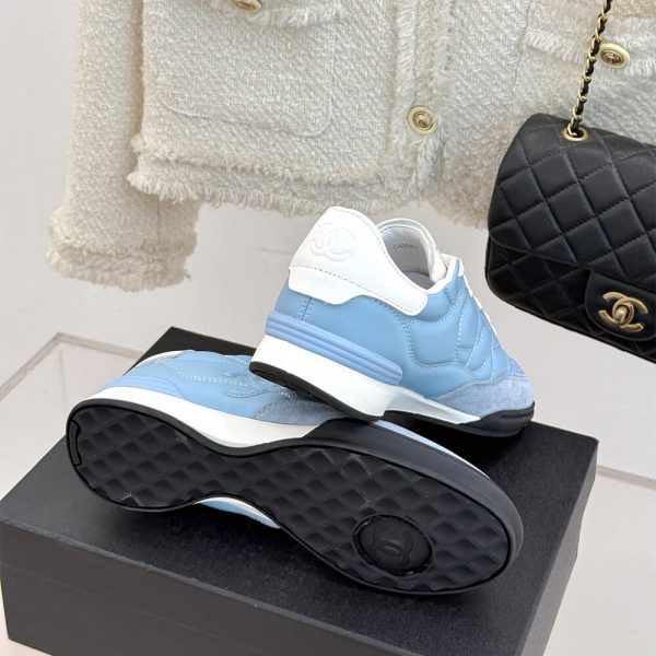 CHANEL Sneakers