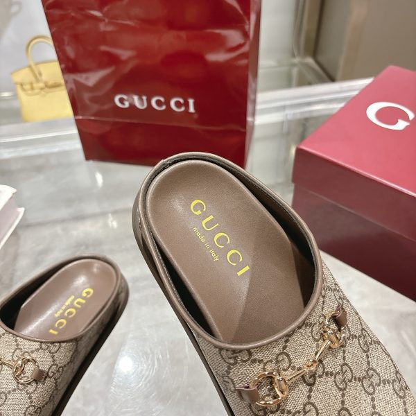 GUCCI WOMEN MULE WITH HORSEBIT CAMEL AND DARK BROWN GG CANVAS 837130 FAB10 2543