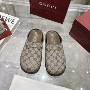 GUCCI WOMEN MULE WITH HORSEBIT CAMEL AND DARK BROWN GG CANVAS 837130 FAB10 2543
