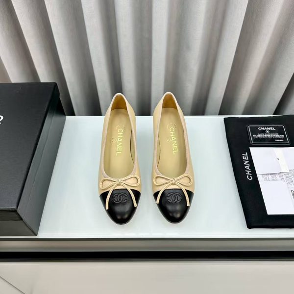 Chanel Classic Lambskin slingback heels
