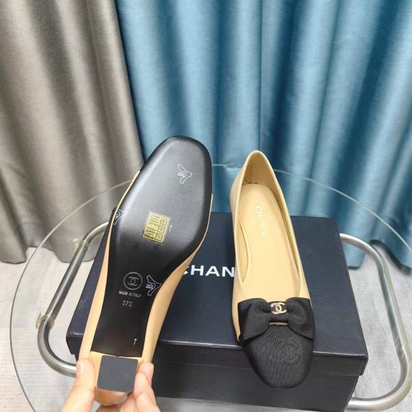 Chanel Classic Lambskin slingback heels