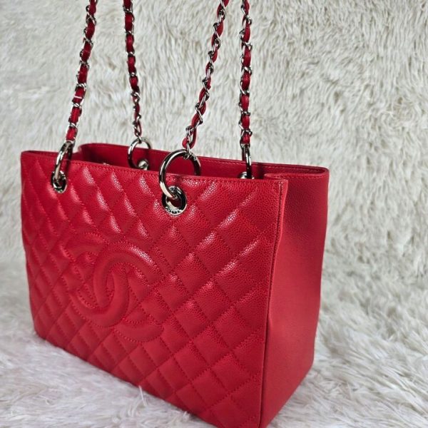 CHANEL GRAND SHOPPING TOTE RED 33CM