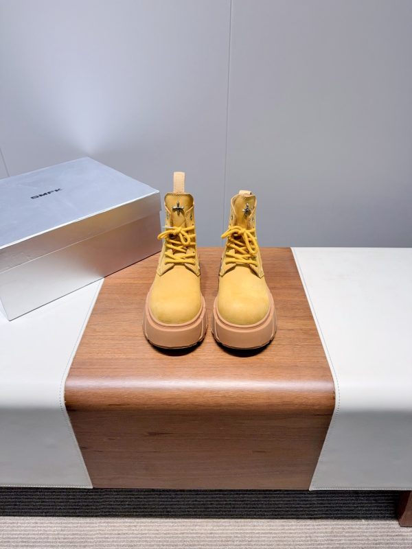 SMFK WOMEN’S BOOTS