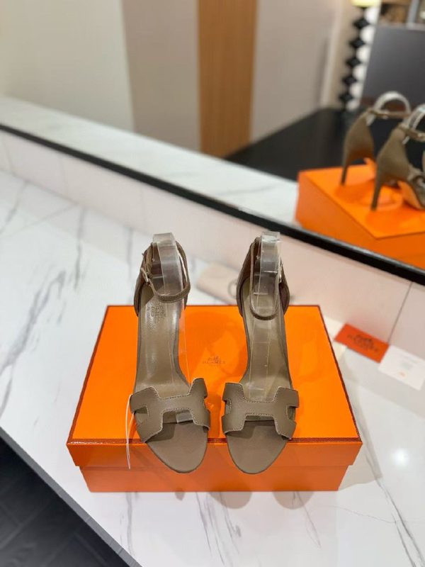 Hermes premiere high heels