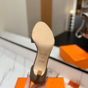 Hermes premiere high heels