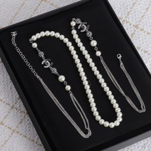 EN – Lux Chanel Necklaces 010