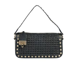 VALENTINO GARAVANI ROCKSTUD RAFFIA SMALL CROSSBODY BAG BLACK 19CM