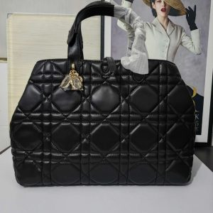 Medium Dior Toujours Bag Black Macrocannage Calfskin