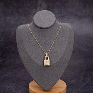 EN - Lux Necklace LUV 223