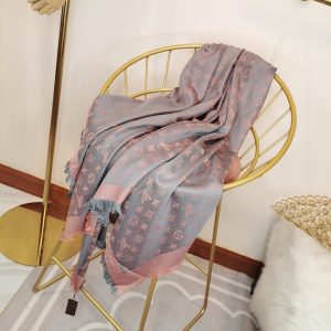 EN - Luxury LUV Scarf 021
