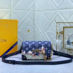 LV Steamer Wearable Wallet Monogram Bleach